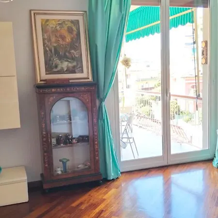 La Girandola Apartment *